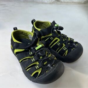 Keen Newport Water Shoes